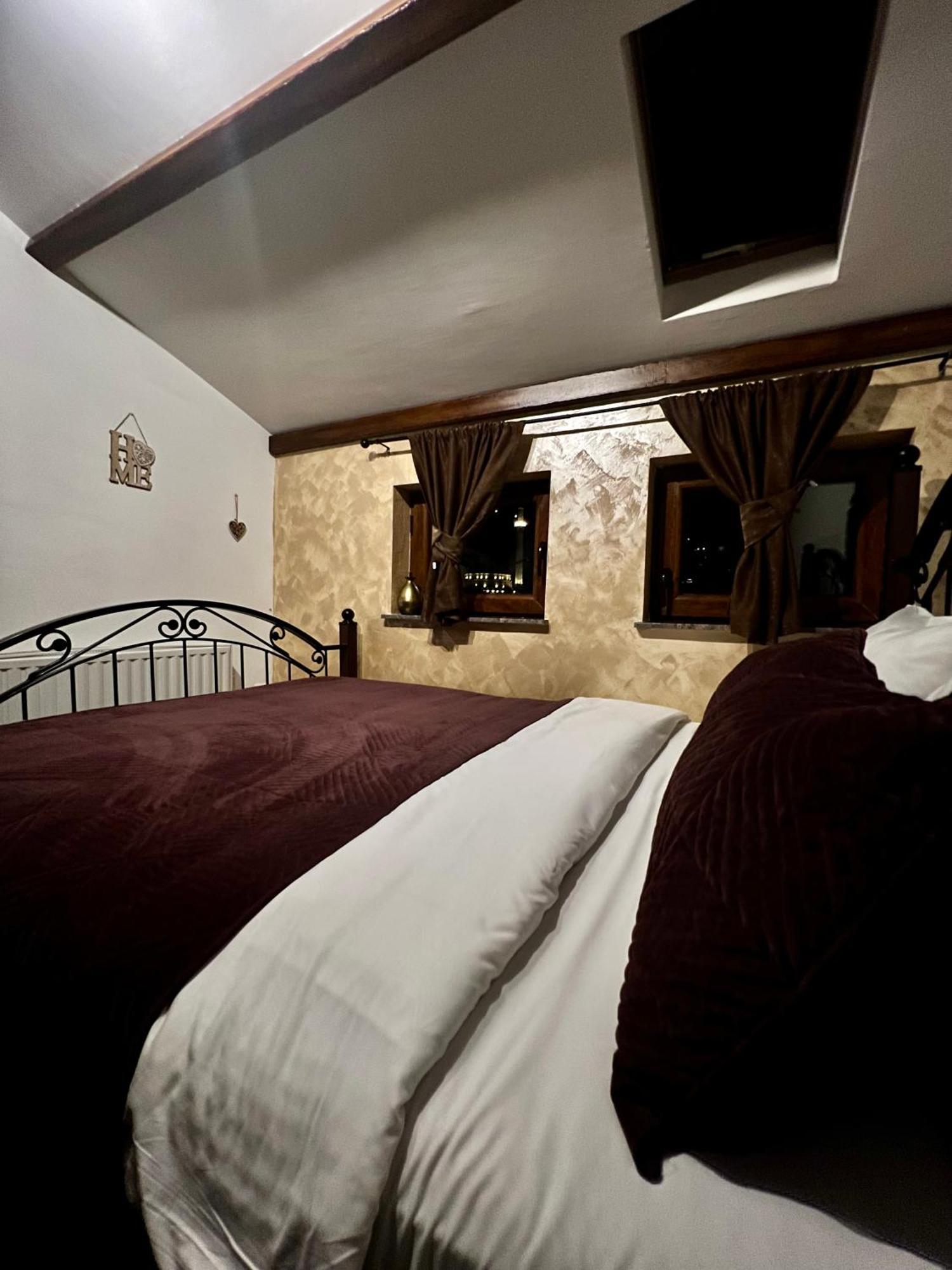 Hotel Fjorr 普里兹伦 外观 照片