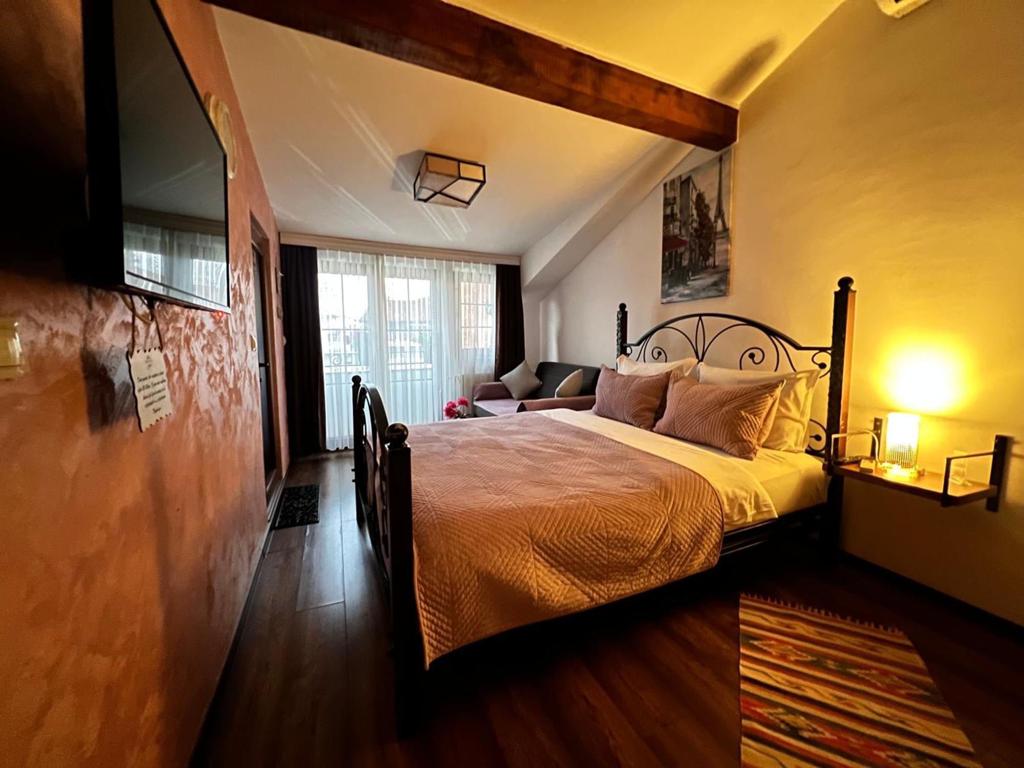 Hotel Fjorr 普里兹伦 外观 照片